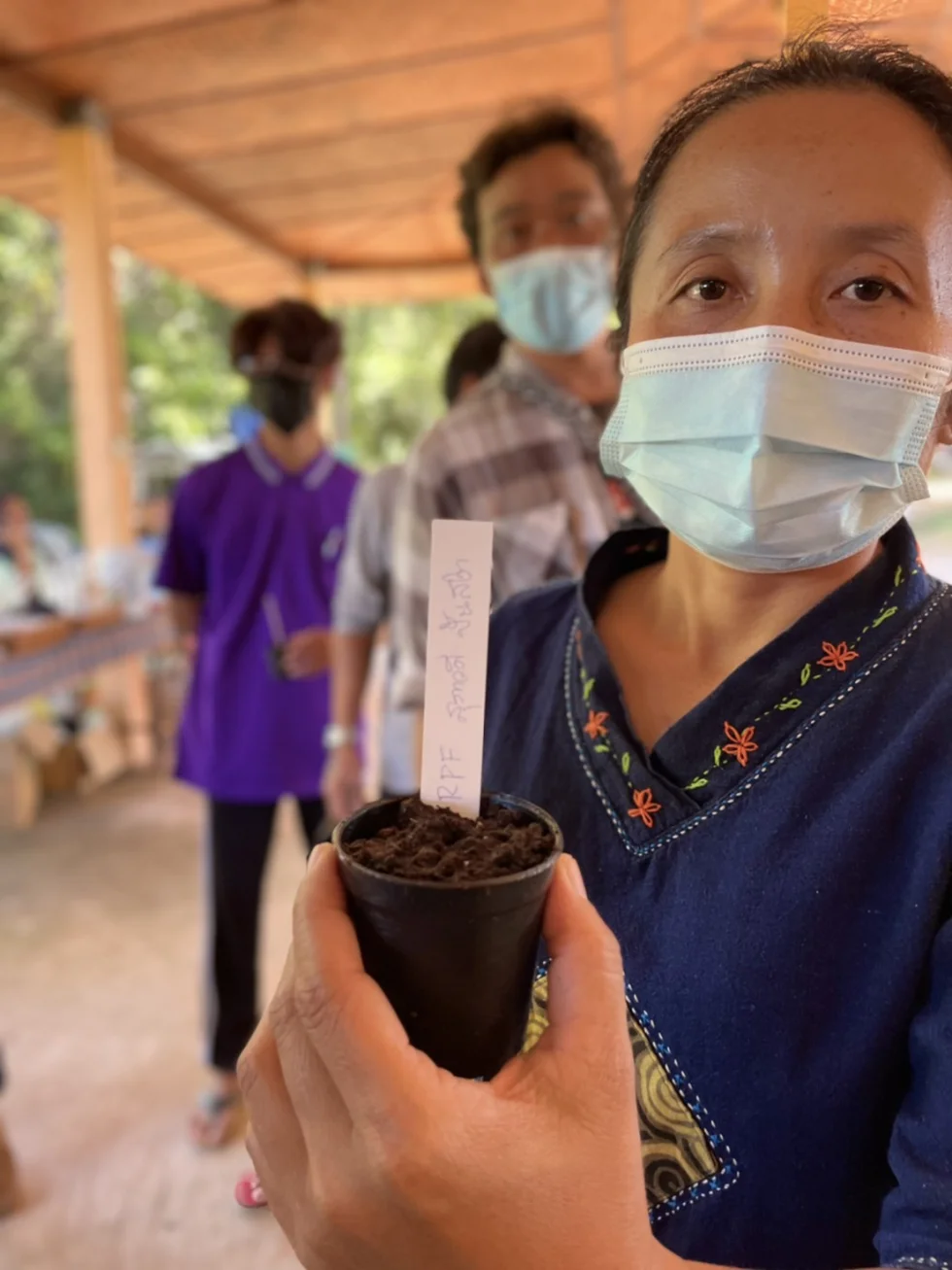 ชาวบ้านโคกล่าม-แสงอร่าม อบรมปลูกกัญชงเชิงพาณิชย์ เตรียมพร้อมนำร่องระบบชลประทานอัจฉริยะ 5G แห่งแรกของประเทศ